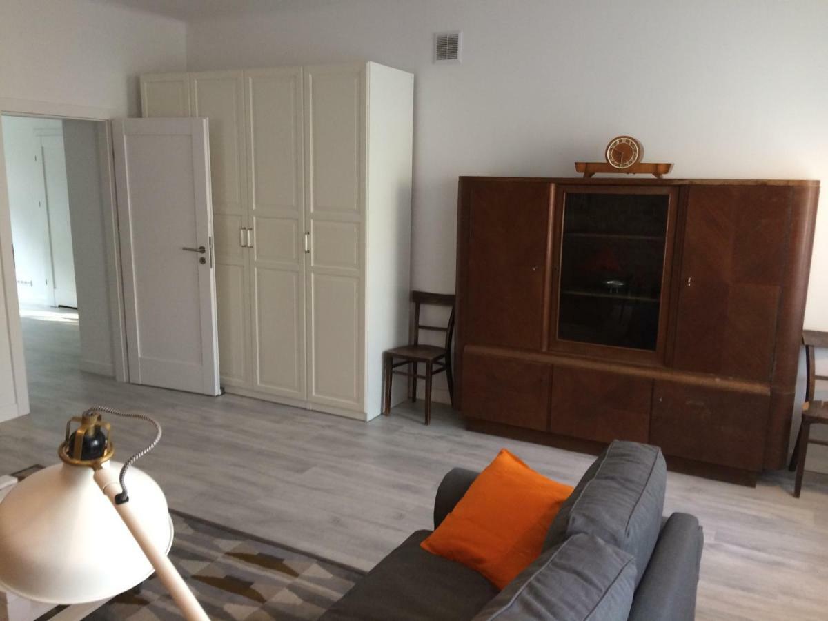 Milotu - Apartament Marszalkowski Varsó Kültér fotó